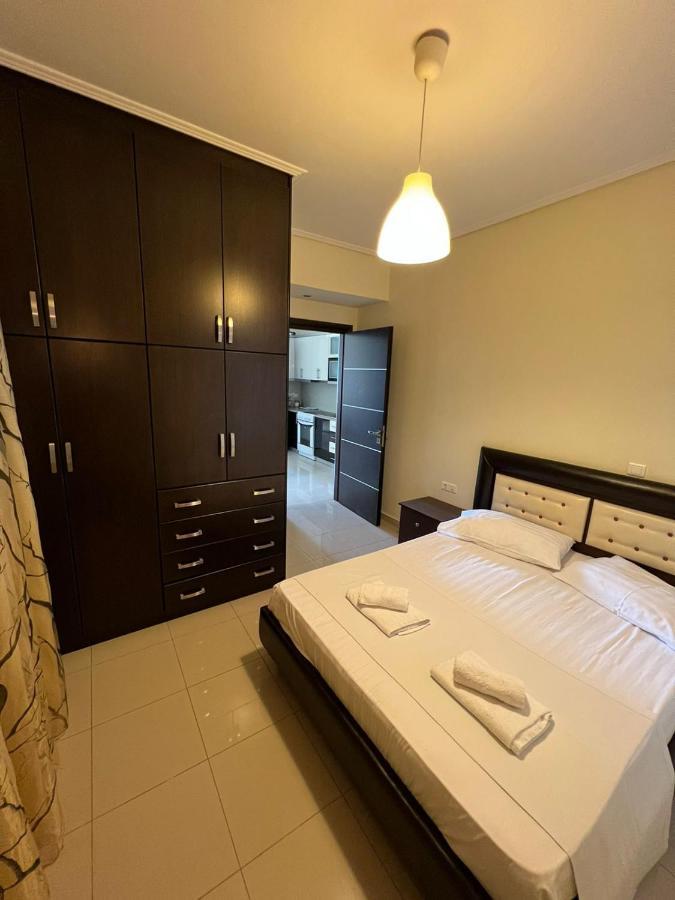 Adam Apartments Саранда Экстерьер фото