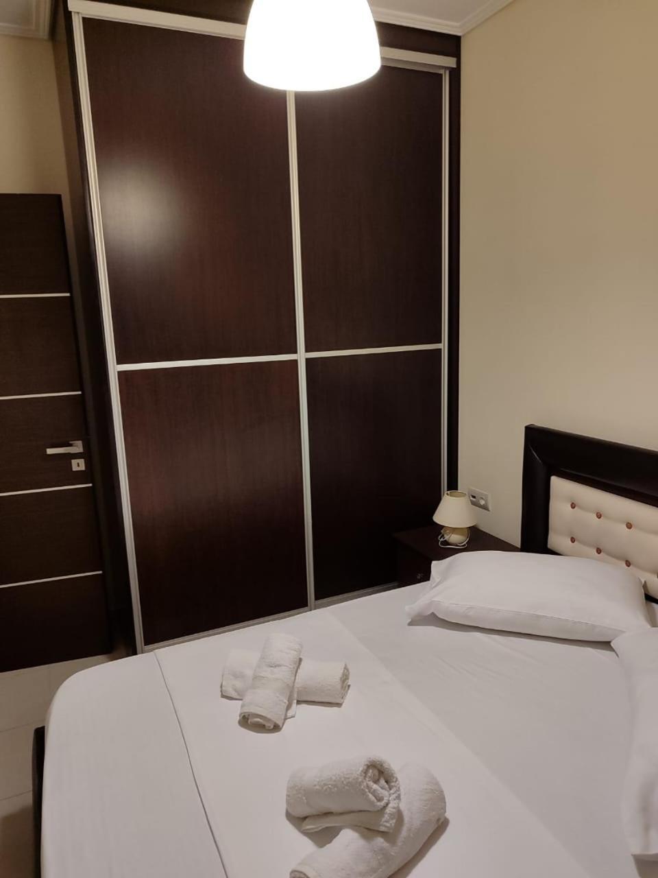 Adam Apartments Саранда Экстерьер фото