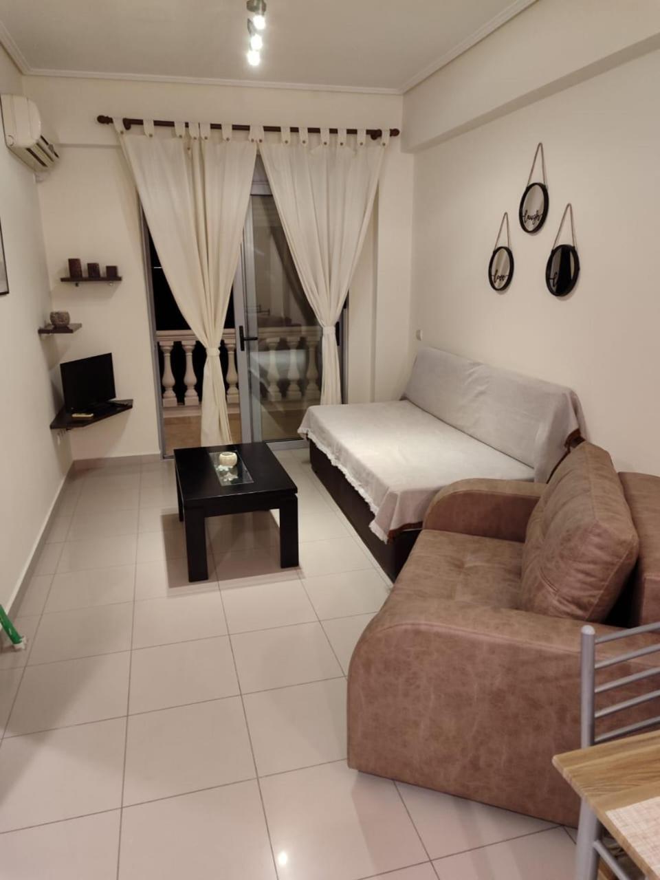 Adam Apartments Саранда Экстерьер фото